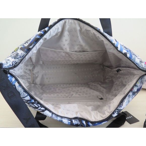 DKNY R14XQG2 Women's Large NYC Graffiti Nora Weekender Tote Bag $178 - Picture 8 of 10